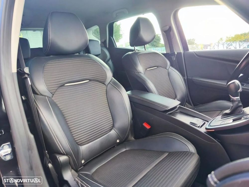 Renault Scénic 1.3 TCe Black Edition EDC - 19