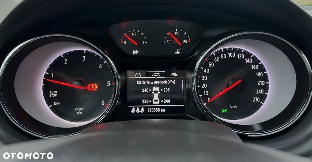 Opel Astra 1.6 CDTI Dynamic S&S - 26