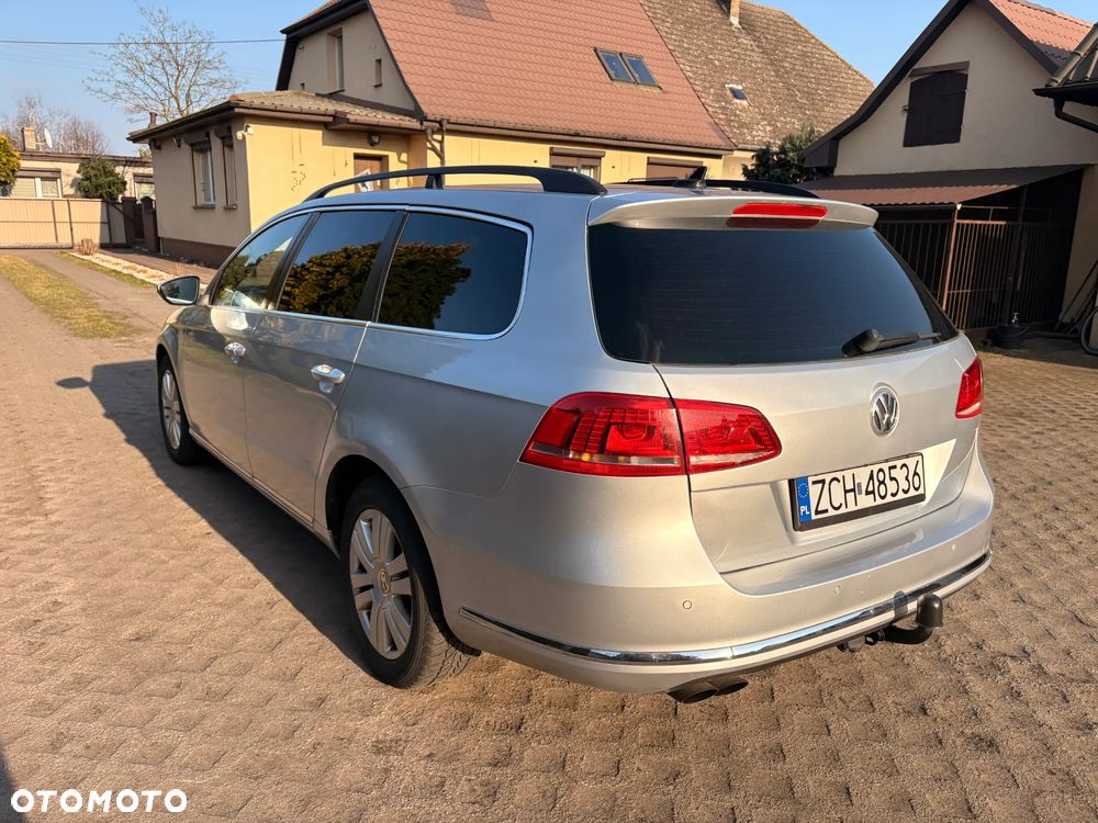 Volkswagen Passat 2.0 TDI Comfortline - 6