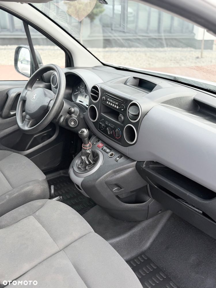 Peugeot Partner - 11
