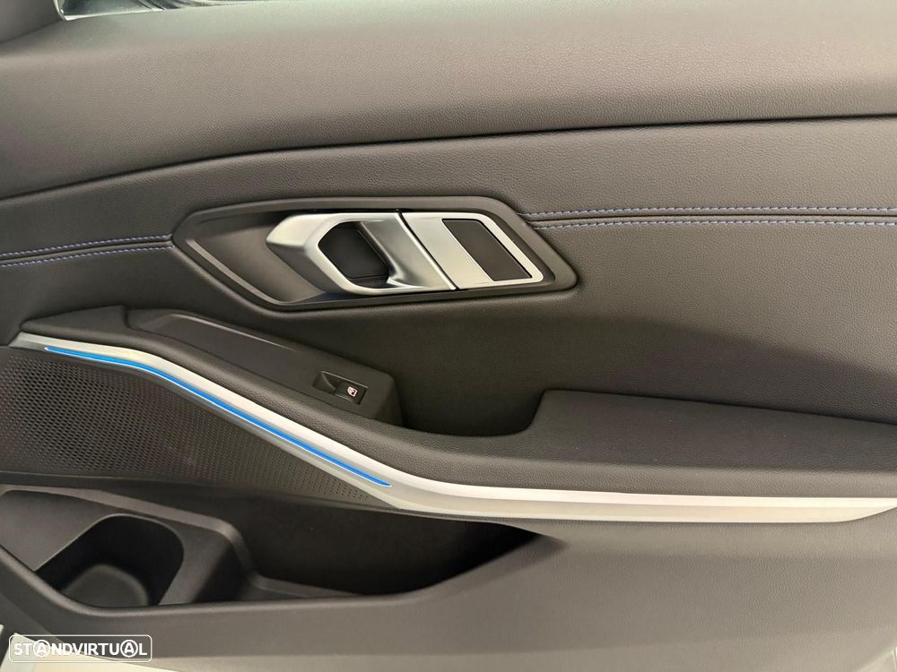 BMW M340 d xDrive - 31