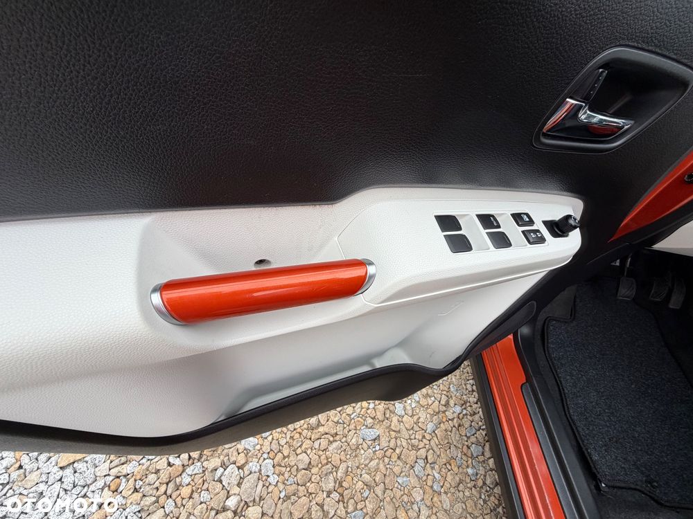 Suzuki Ignis - 19