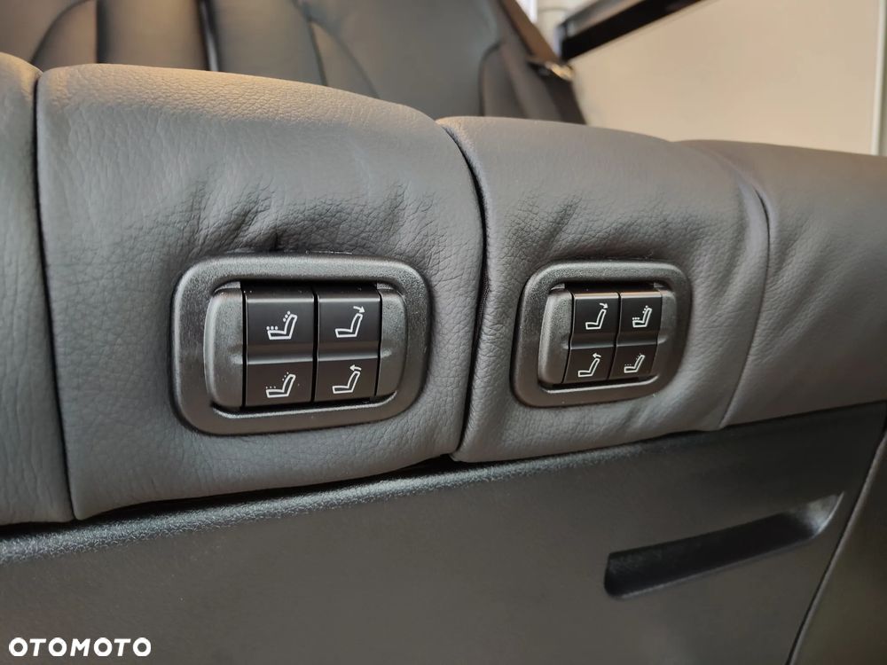 Mercedes-Benz Klasa V 300 d Exclusive 9G-Tronic (d³ugi) - 34