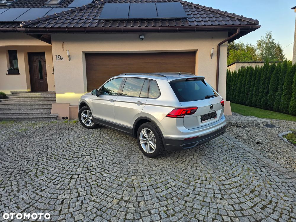 Volkswagen Tiguan 2.0 TDI SCR 4Motion DSG IQ.DRIVE - 29
