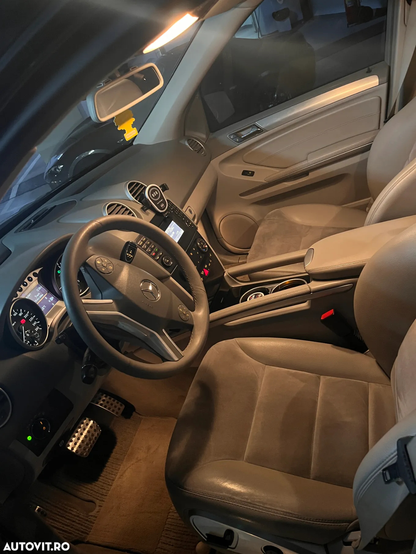 Mercedes-Benz ML 350 CDI Aut - 8