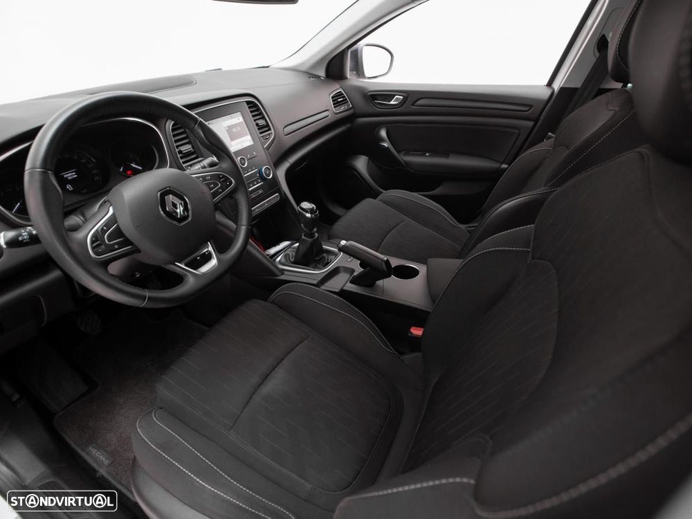 Renault Mégane 1.5 Blue dCi Limited - 6