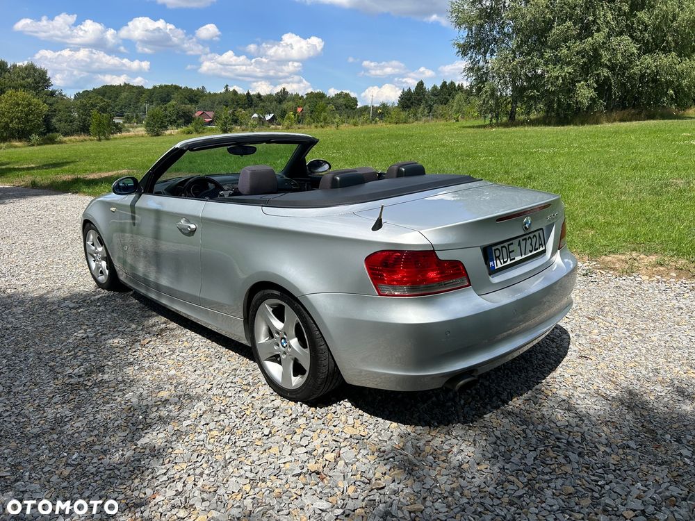 BMW Seria 1 120d Edition Sport - 10