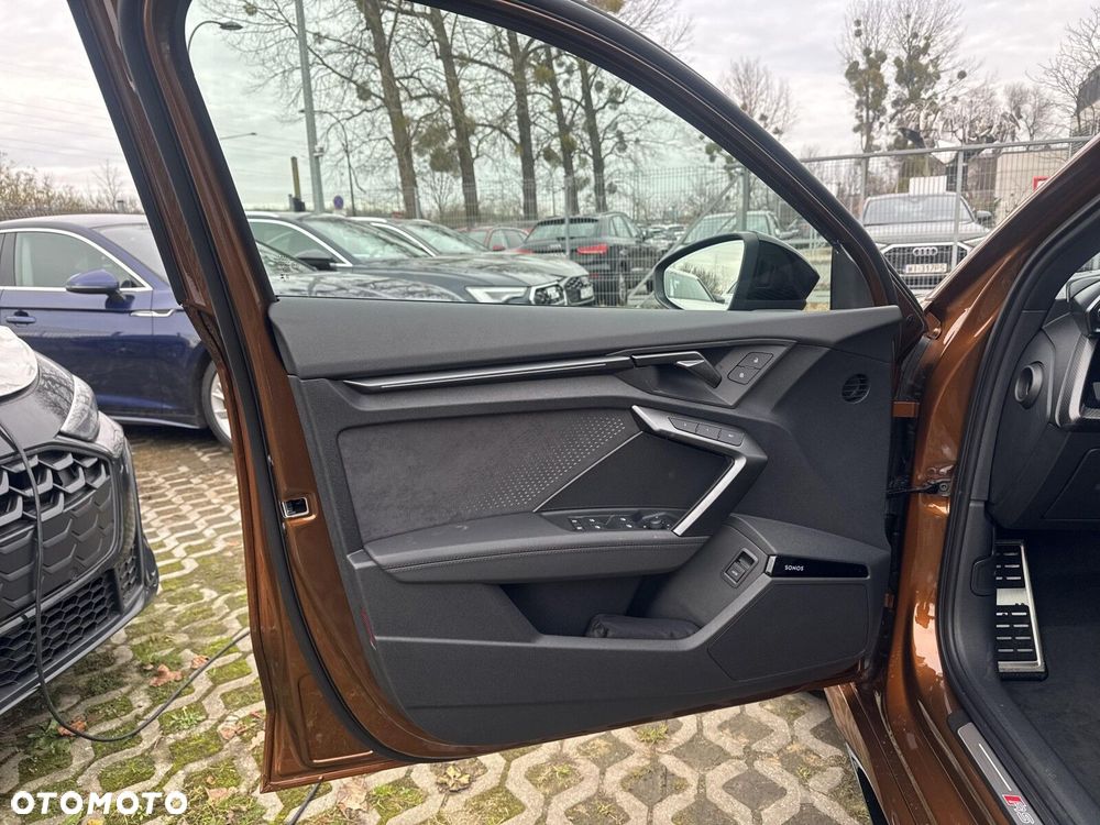 Audi RS3 Sportback - 10