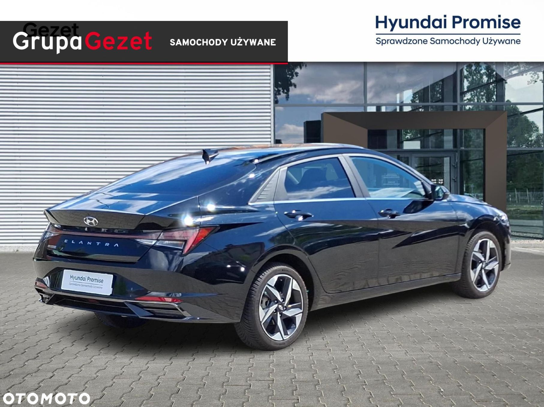 Hyundai Elantra - 4
