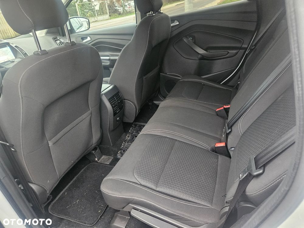 Ford Kuga 1.5 EcoBoost FWD Edition ASS GPF - 9