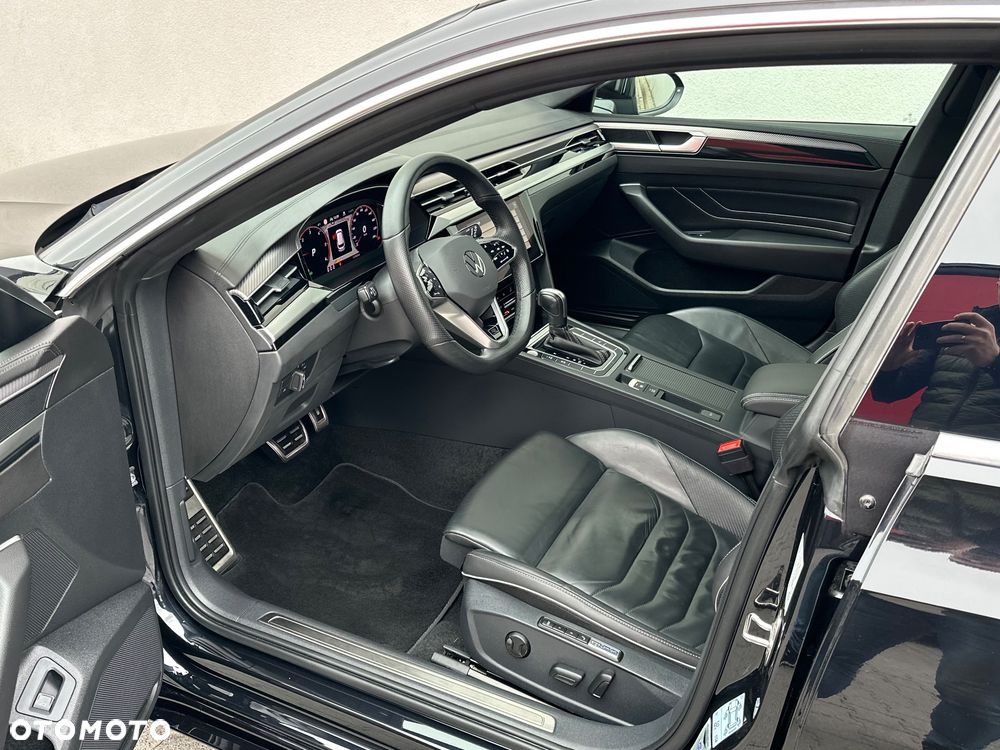 Volkswagen Arteon 2.0 TDI SCR 4Motion DSG R-Line - 25