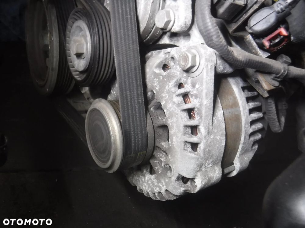 Opel Mokka 1.7 CDTI A17DTS Astra J Meriva Zafira B alternator 13579675 - 1