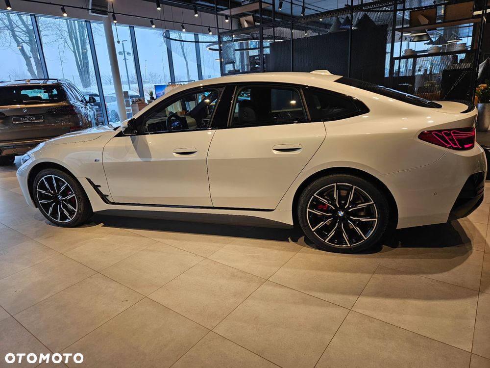 BMW i4 eDrive35 Gran Coupe - 2