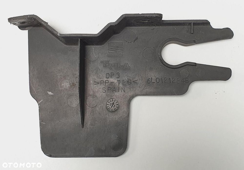 KIEROWNICA POWIETRZA PRAWA SEAT IBIZA III 6L - 1