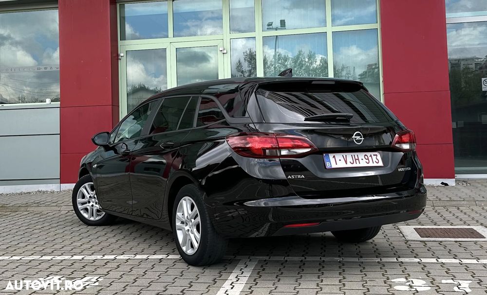 Opel Astra - 4