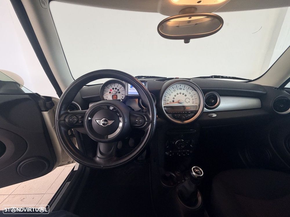 MINI 3 Portas One 1.6 Minimalist - 4