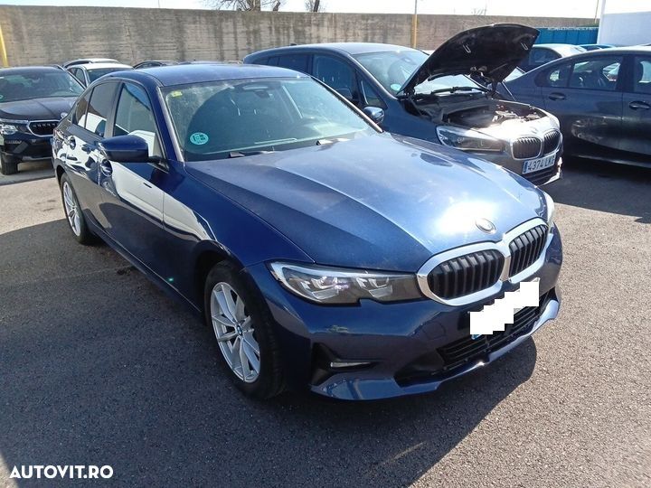 BMW Seria 3 320i xDrive Aut. Advantage - 2