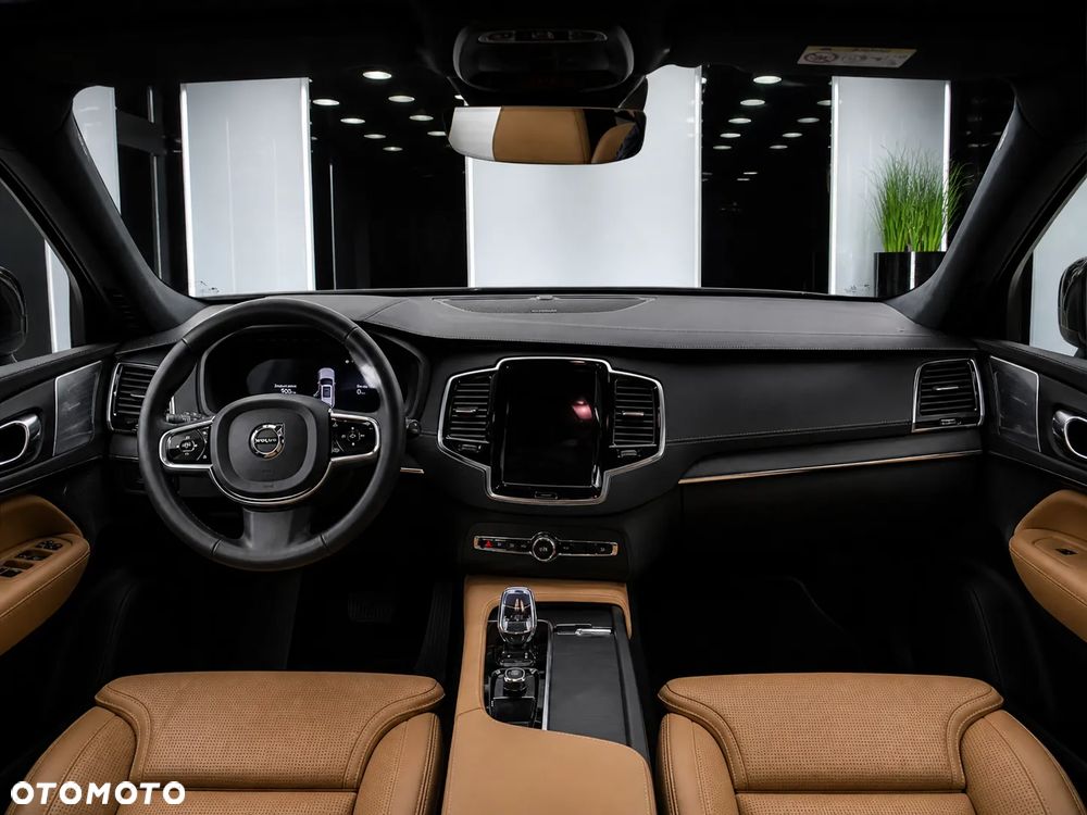 Volvo XC 90 T8 AWD Plug-In Hybrid Plus Dark 7os - 7
