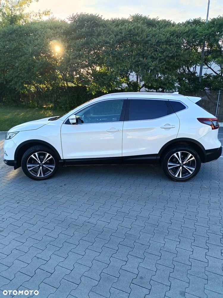 Nissan Qashqai - 2