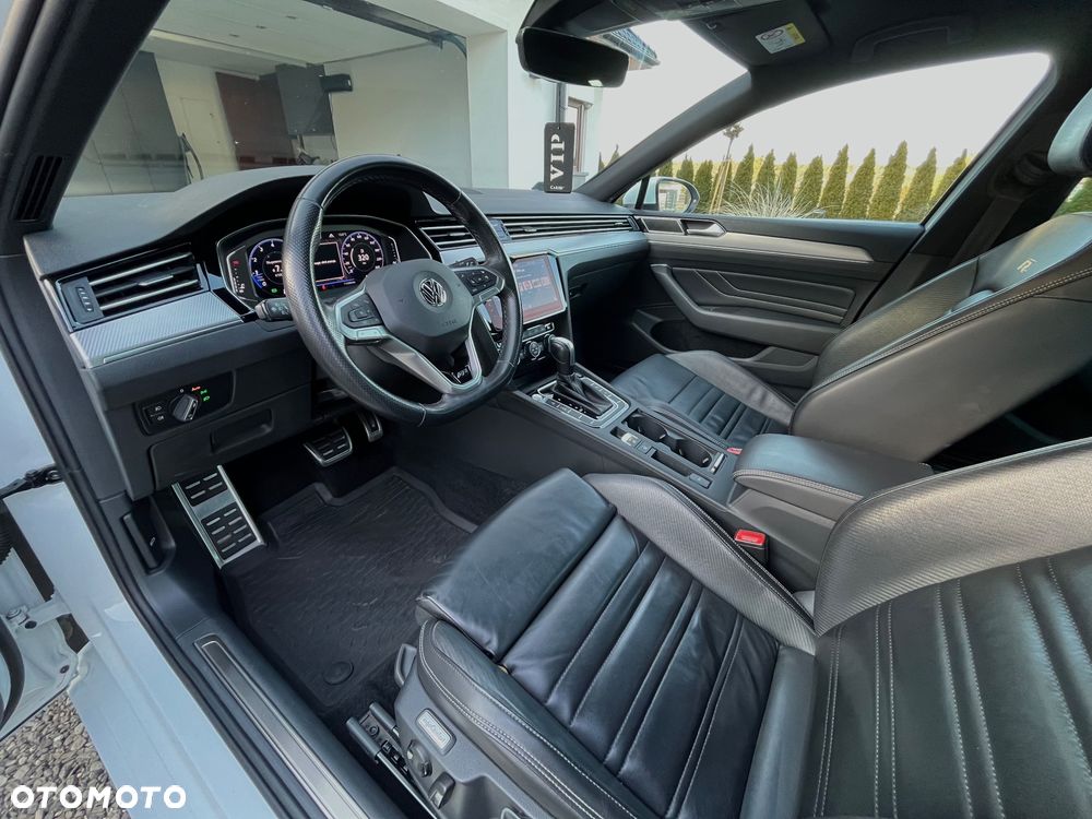 Volkswagen Passat 2.0 TSI Elegance DSG - 17