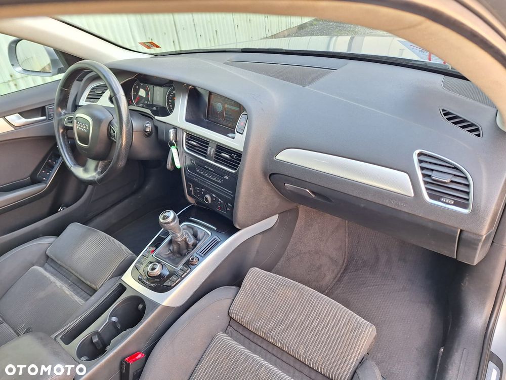 Audi A4 Avant 2.0 TDI DPF - 5