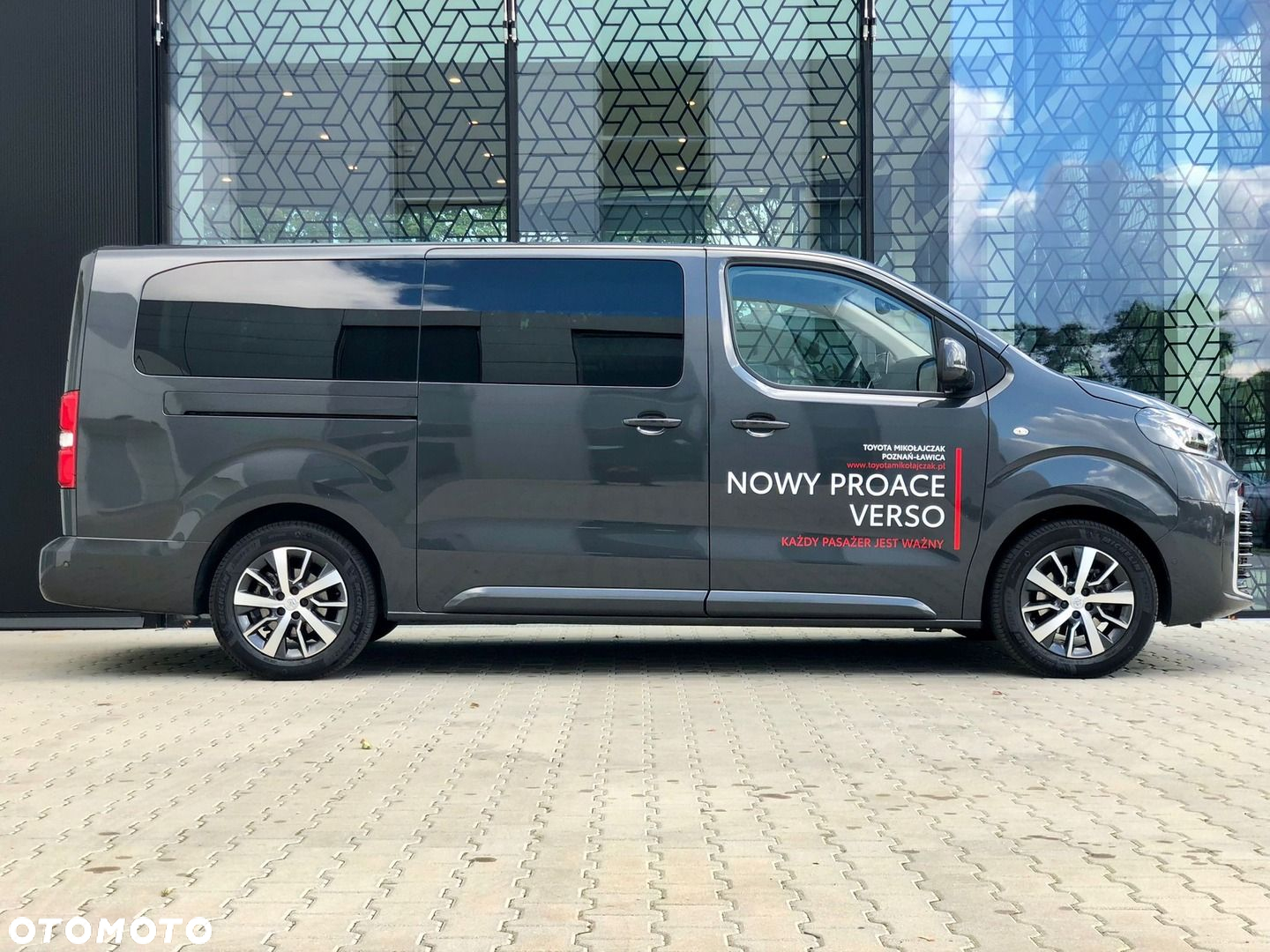 Toyota Proace Verso 2.0 D4-D Long Family - 4