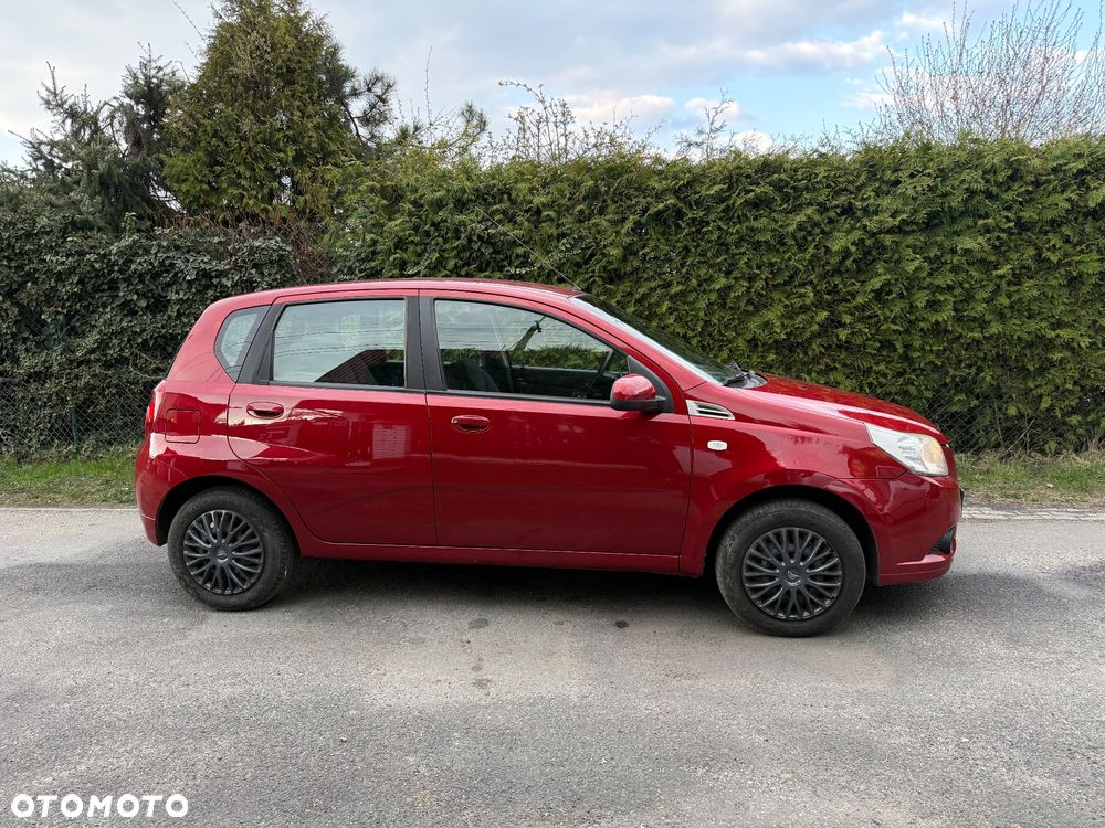 Chevrolet Aveo 1.2 16V LS - 2