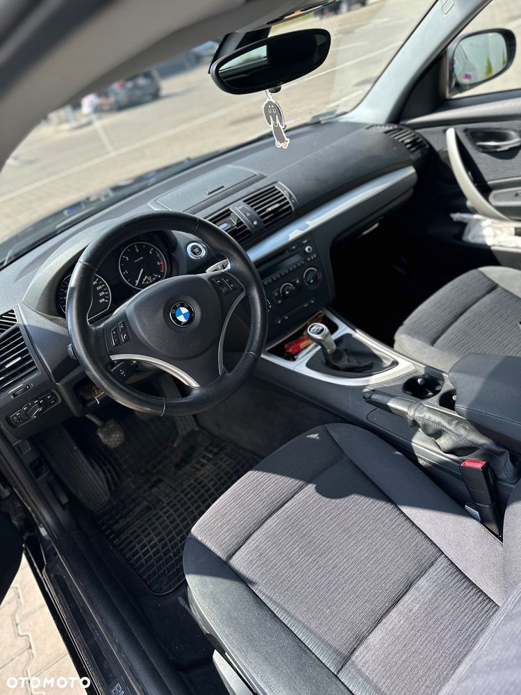 BMW Seria 1 118d Sport Line - 11