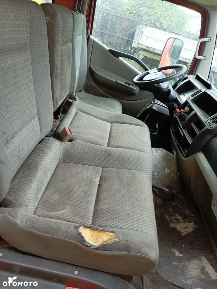 Renault Maxity Nissan Cabstar 2008r 2,5YD25 rama zarej w PL skrzynia ładunkowa plandeka 365x215x225 zderzak hak holowniczy koła drzwi stopień owiewka lusterko reflektor atrapa fotel kanapa zestaw do odpalenia wtryski pompa listwa wtryskowa osprzet silnika i inne - 32
