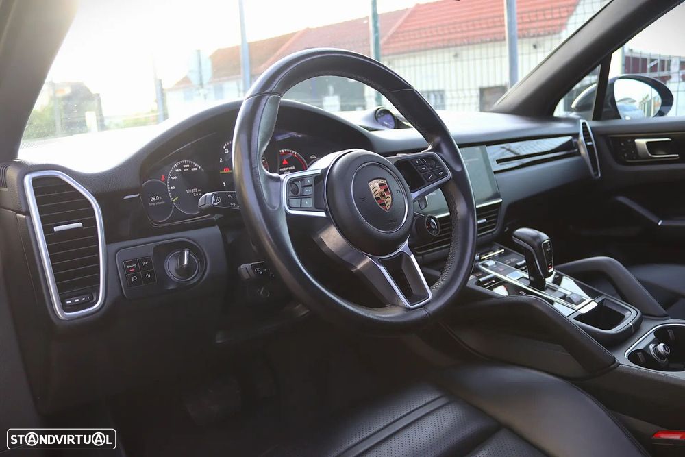 Porsche Cayenne E-Hybrid - 27