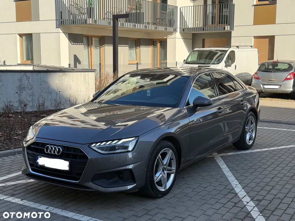 Audi A4 Limousine - 3