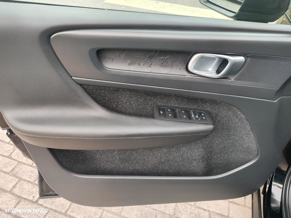 Volvo XC 40 2.0 D3 Momentum Core - 14
