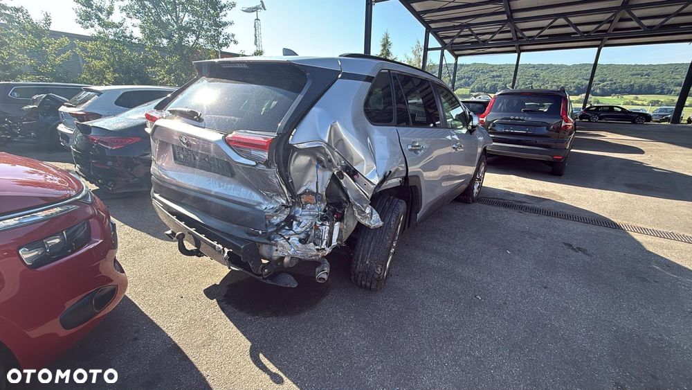 Toyota RAV4 - 3