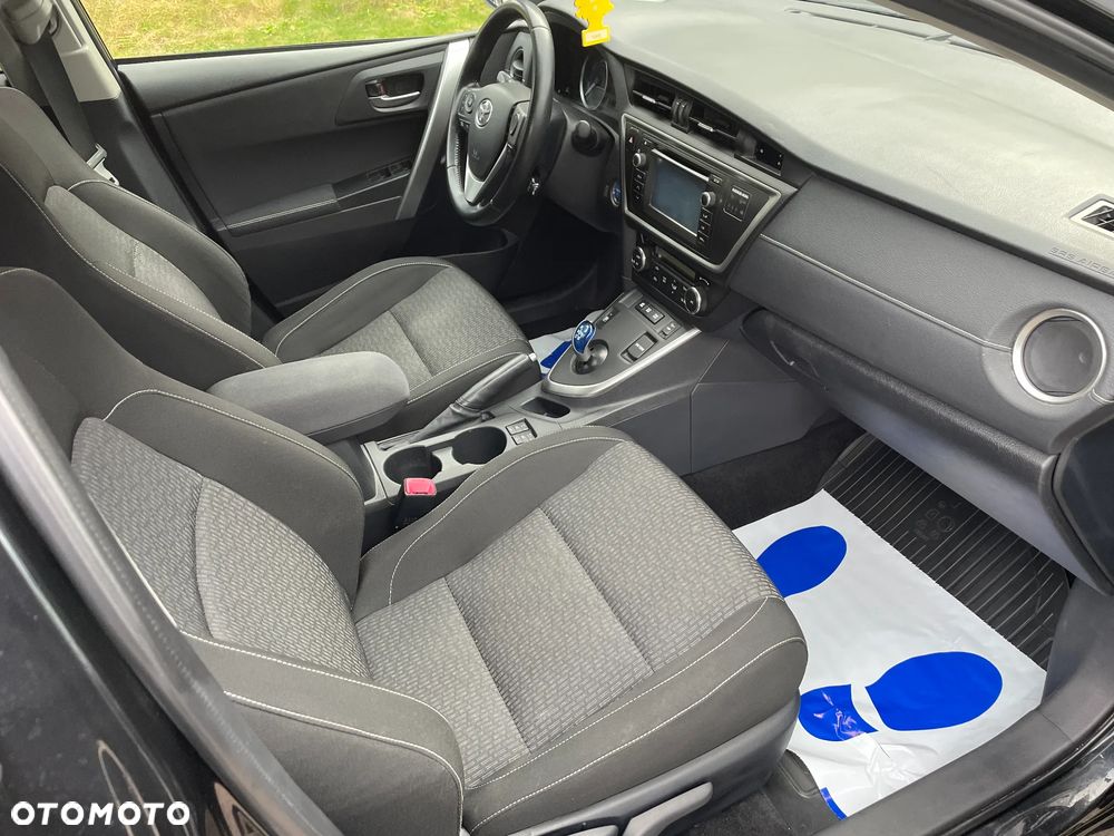 Toyota Auris 1.8 HSD Luna - 16