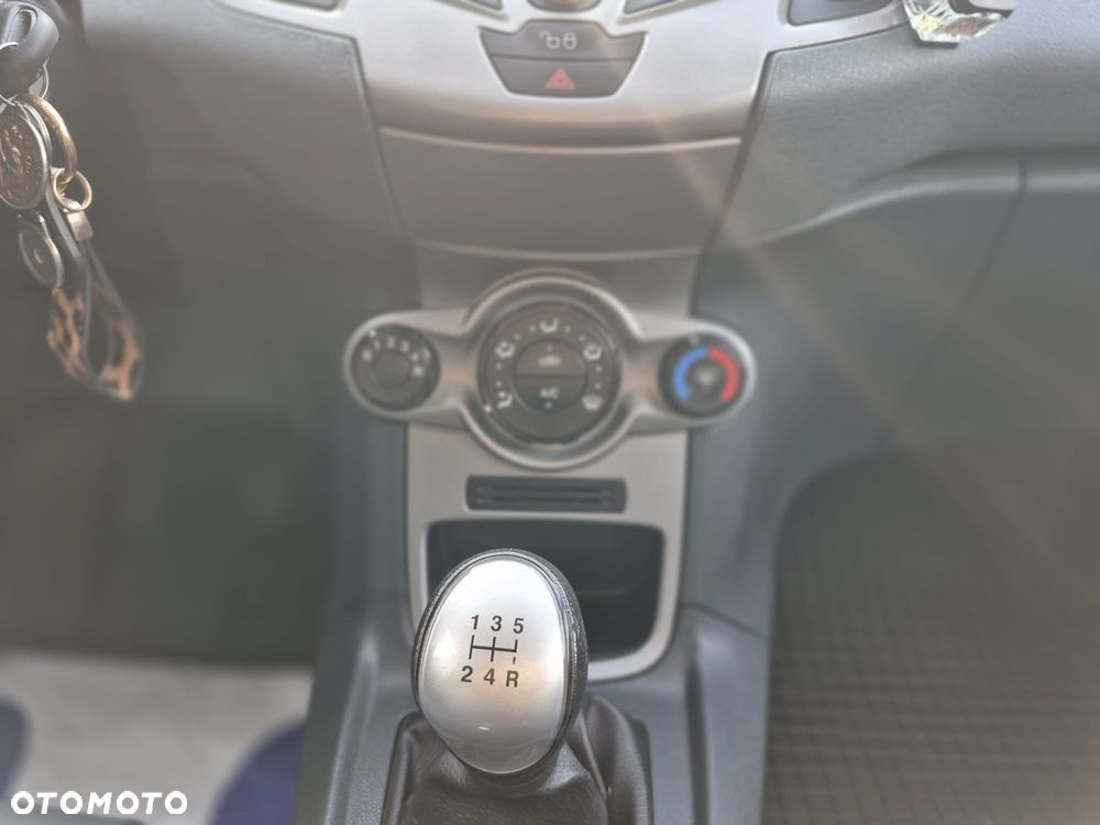 Ford Fiesta 1.25 Ambiente - 12