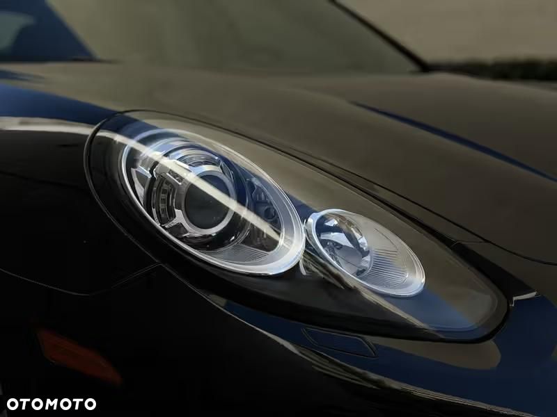 Porsche Panamera 4 PDK - 16