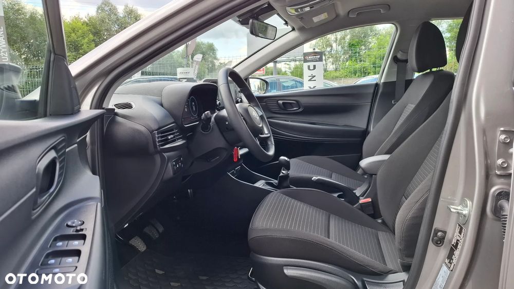 Hyundai i20 1.2 Modern - 10