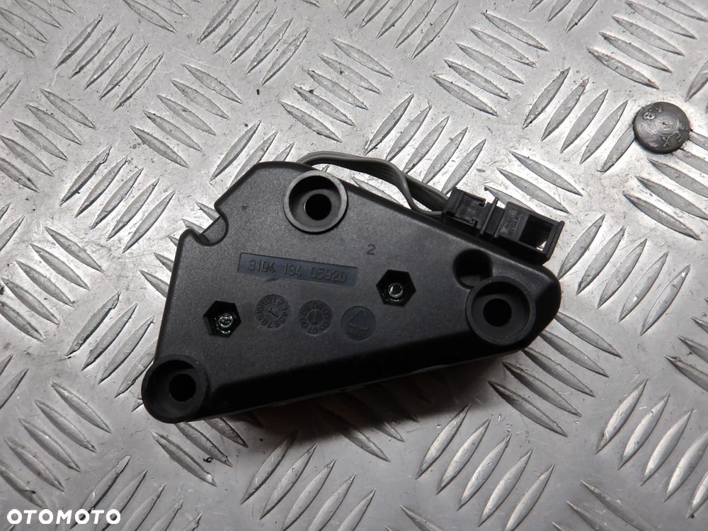 VW JETTA V 05-10 WZMACNIACZ GŁOŚNIKA PRAWY LEWY PRZÓD 1K0035463D - 2