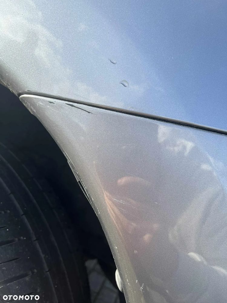 Mitsubishi Outlander - 12