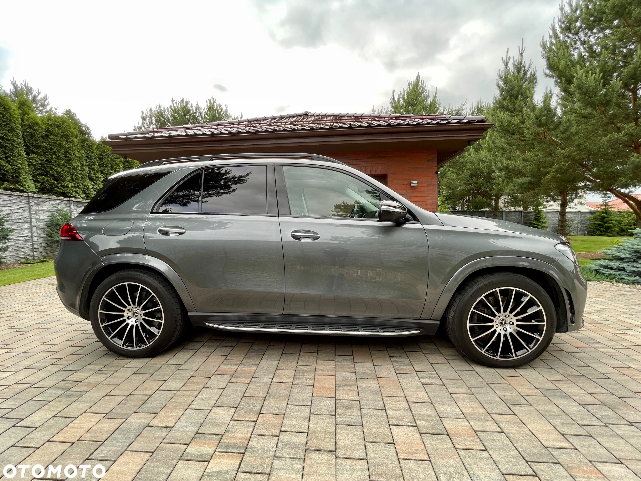 Mercedes-Benz GLE 300 d 4-Matic - 4