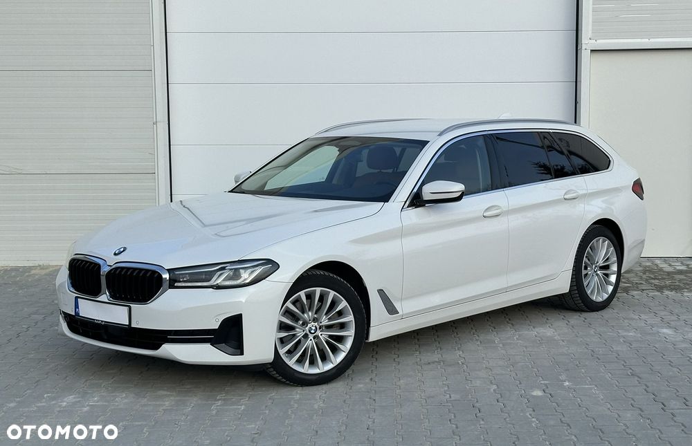 BMW Seria 5 520d xDrive - 2