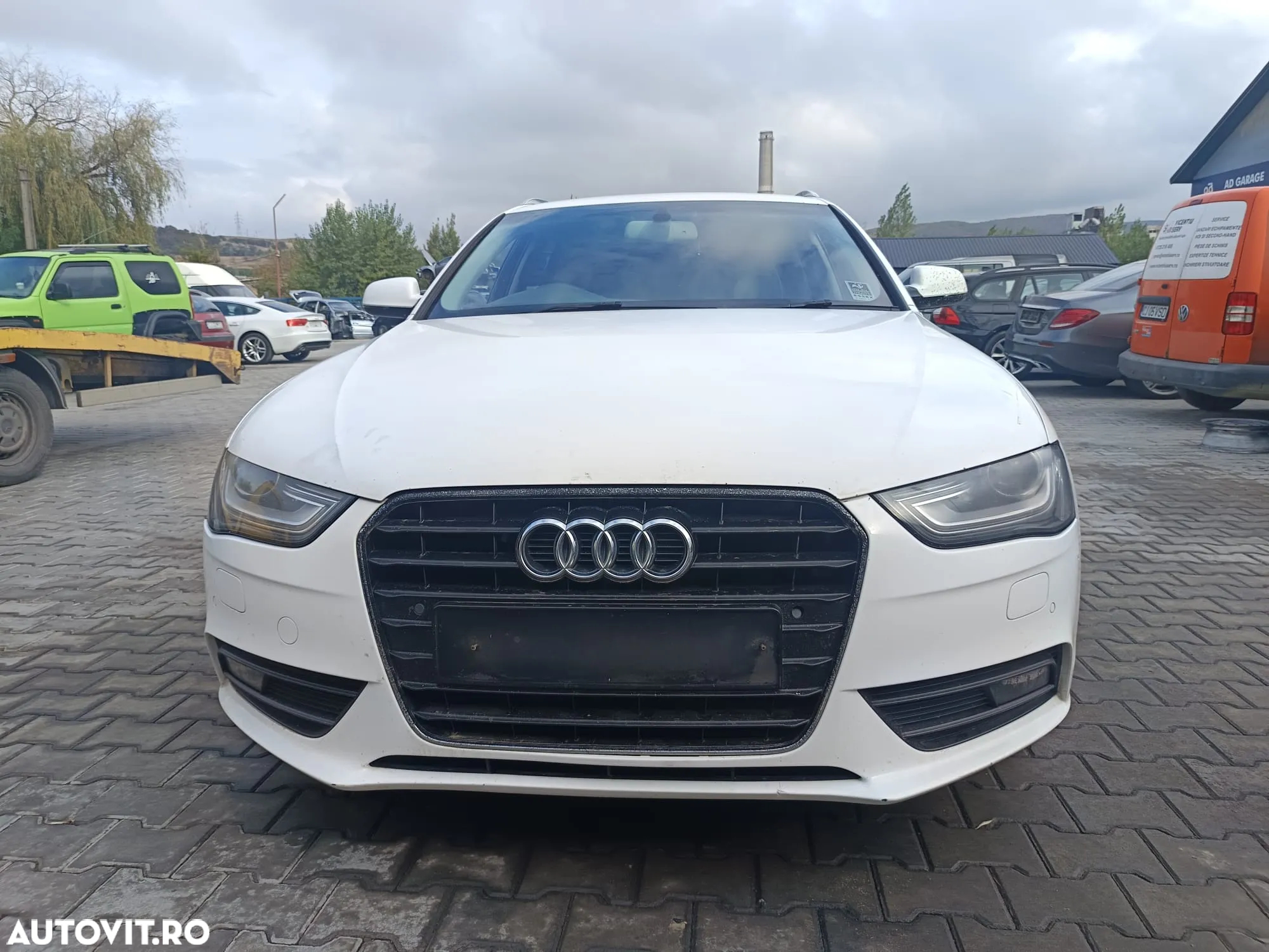 Dezmembram Audi A4 B8 Facelift 2011 2.0 diesel, Cod motor: CJCB, cutie manuala - 3