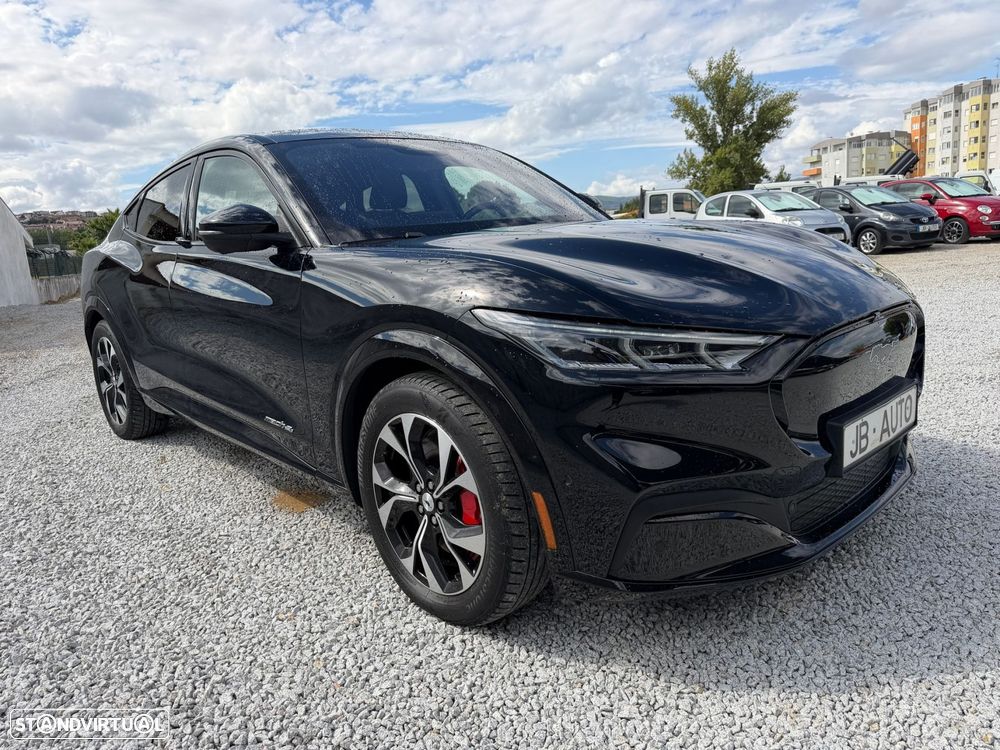 Ford Mustang Mach-E 75.7 kWh Premium AWD - 3