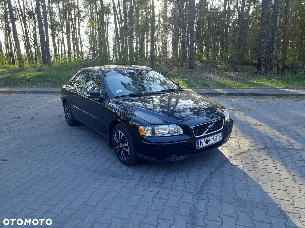 Volvo S60 2.4 Kinetic - 1