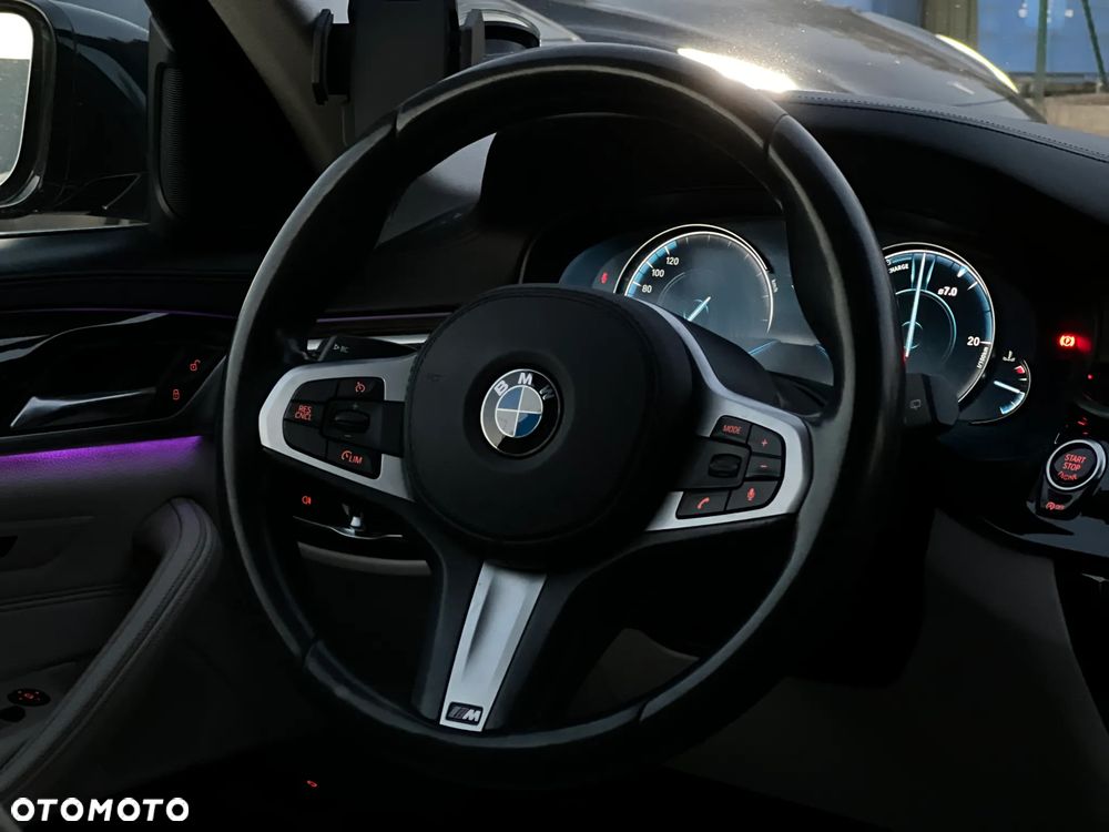 BMW Seria 5 - 24