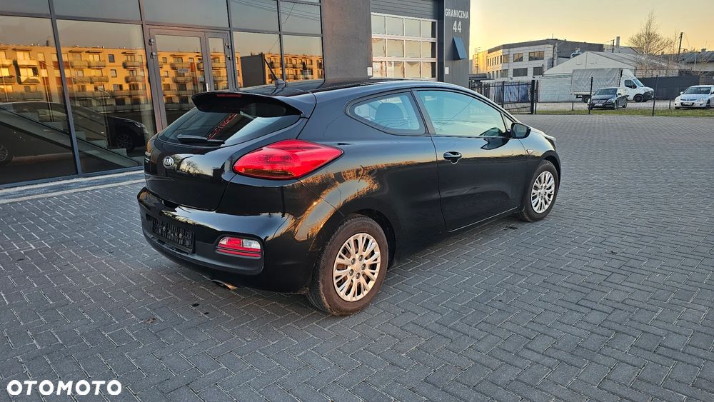 Kia Ceed 1.4 CVVT Dream Team Edition - 35