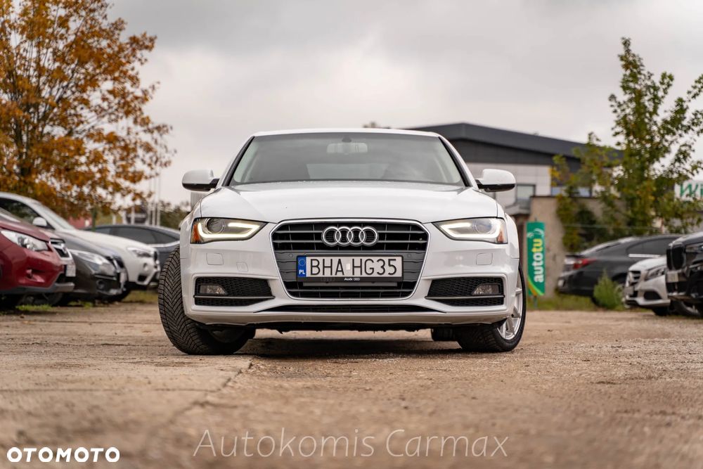 Audi A4 Limousine - 3