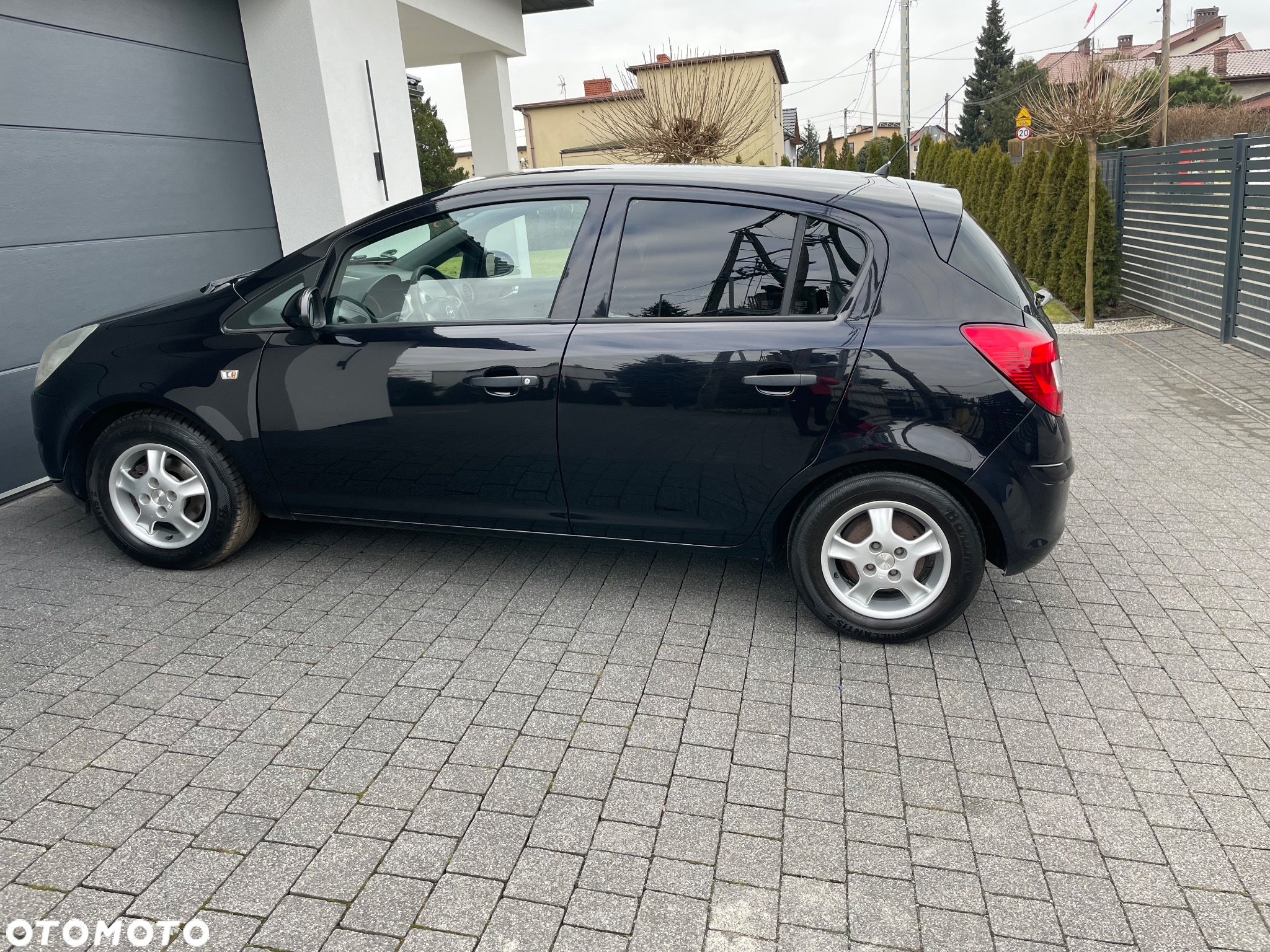 Opel Corsa 1.2 16V Sport - 25