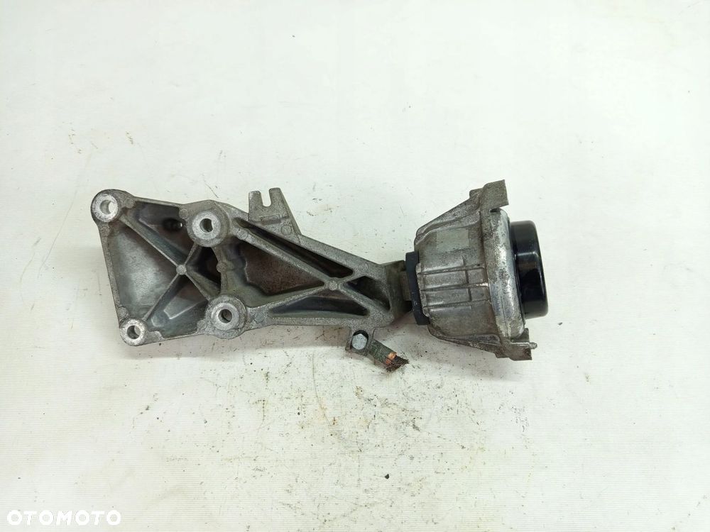 ŁAPA SILNIKA LEWA BMW 1 E87 118 120 3 E90 318 320 N46 6760307 - 3