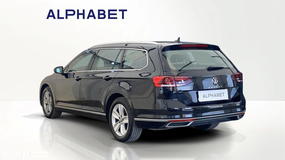 Volkswagen Passat - 3